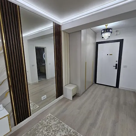 White Titanic Luxury * Năvodari